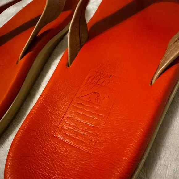 Island Slippers "The Classic" Full Grain Leather Flip Flops - Picture 11 of 13